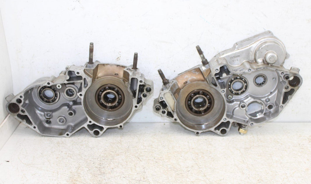 1990 Yamaha YZ 250WR Engine Cases Crankcase Motor Left Right