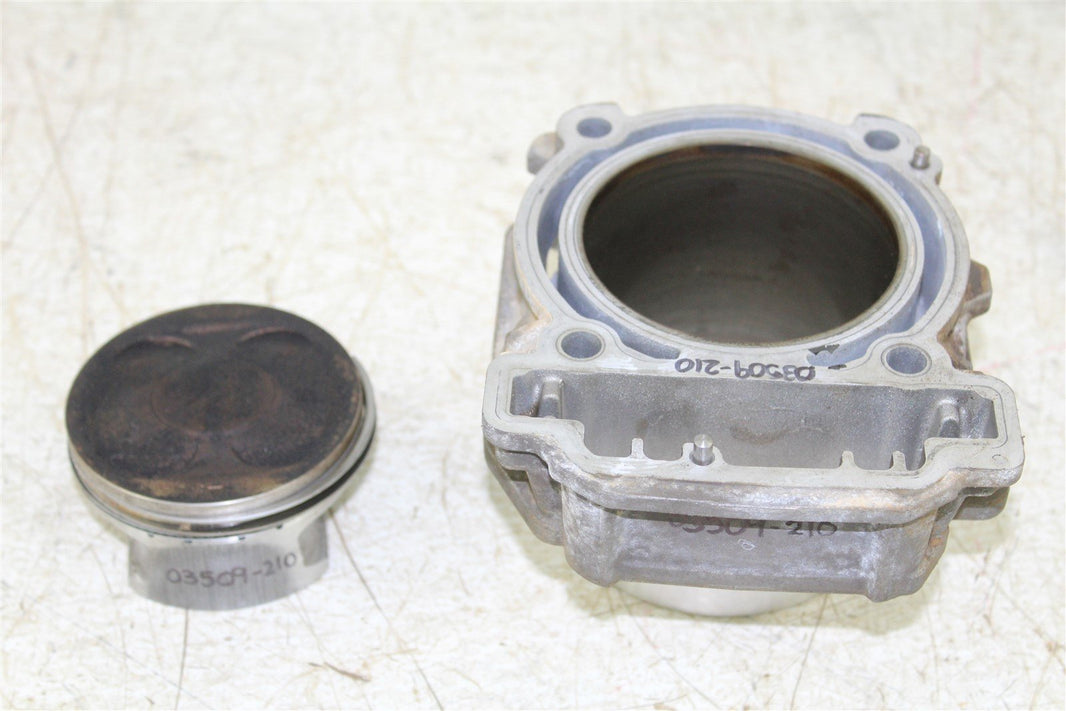 2006 Can Am Outlander 800 XT Engine Front Cylinder Jug w/ Piston