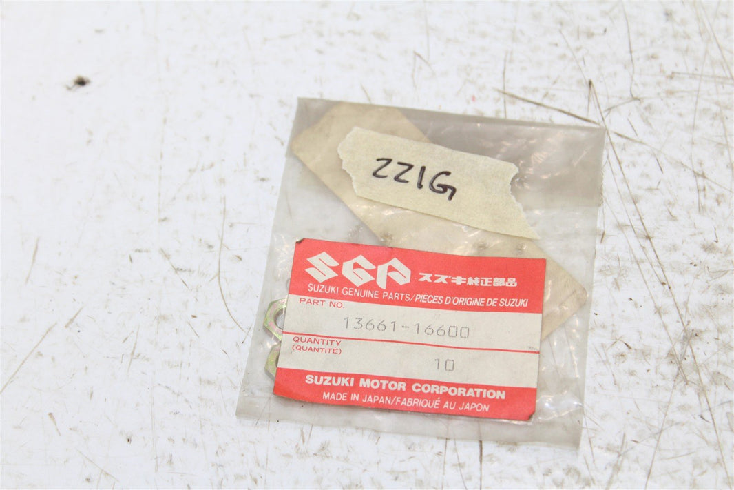 NOS Genuine Suzuki Nut GT 500 750 RM 125 250 NEW OEM13661-16600 QTY:6