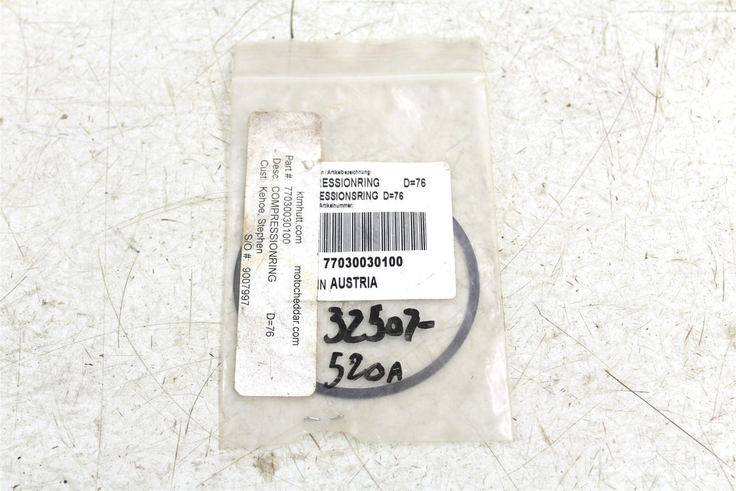 NOS Genuine KTM Compression Ring 77030030100 NEW 32507