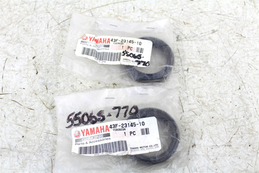 NOS Genuine Yamaha 1984-1989 XT 600 Fork Oil Seals 43F-23145-10 NEW 55065 QTY:2