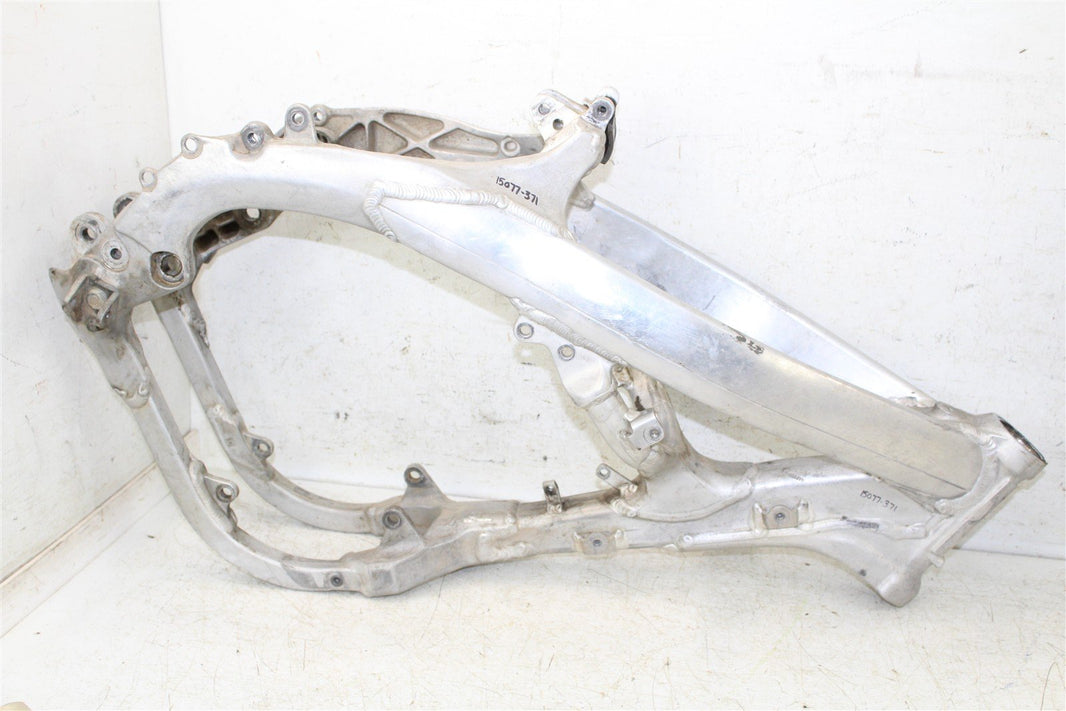 2005 Honda CRF 450R Main Frame Chassis 15077