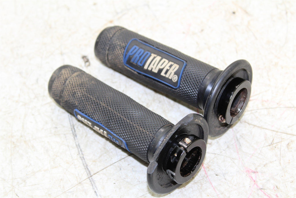 Universal ATV Handlebar Lock On Grips 681G
