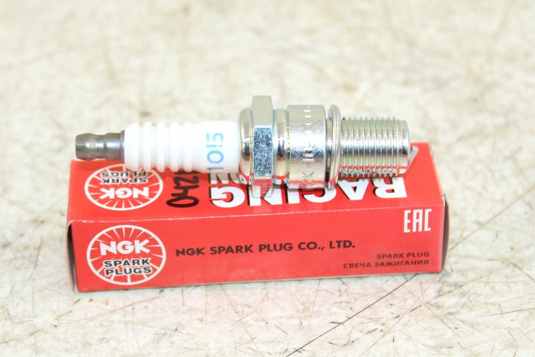 NGK Racing Competition Spark Plug R6252K-105 NEW 042H