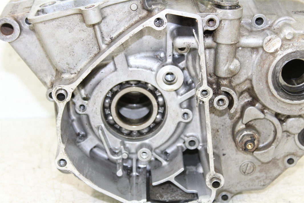 2009 Kawasaki KX 250F Engine Cases Crankcase Motor Left Right 27039