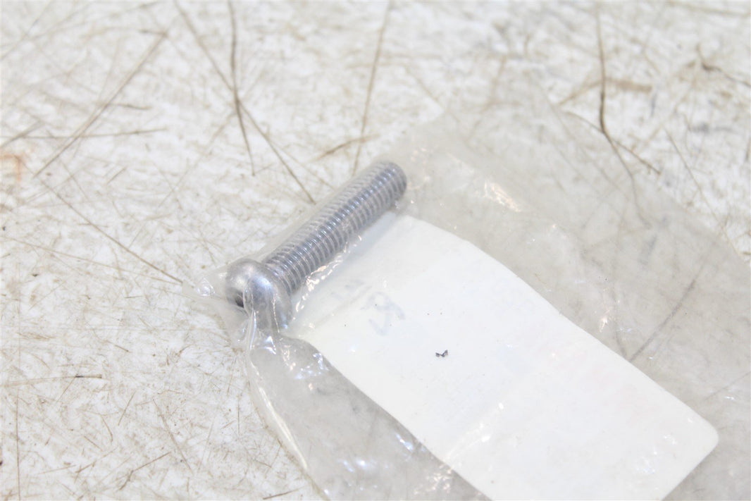 NOS Genuine Yamaha Cowling Bolt XV19 XV17 XV16 NEW OEM 92014-08035