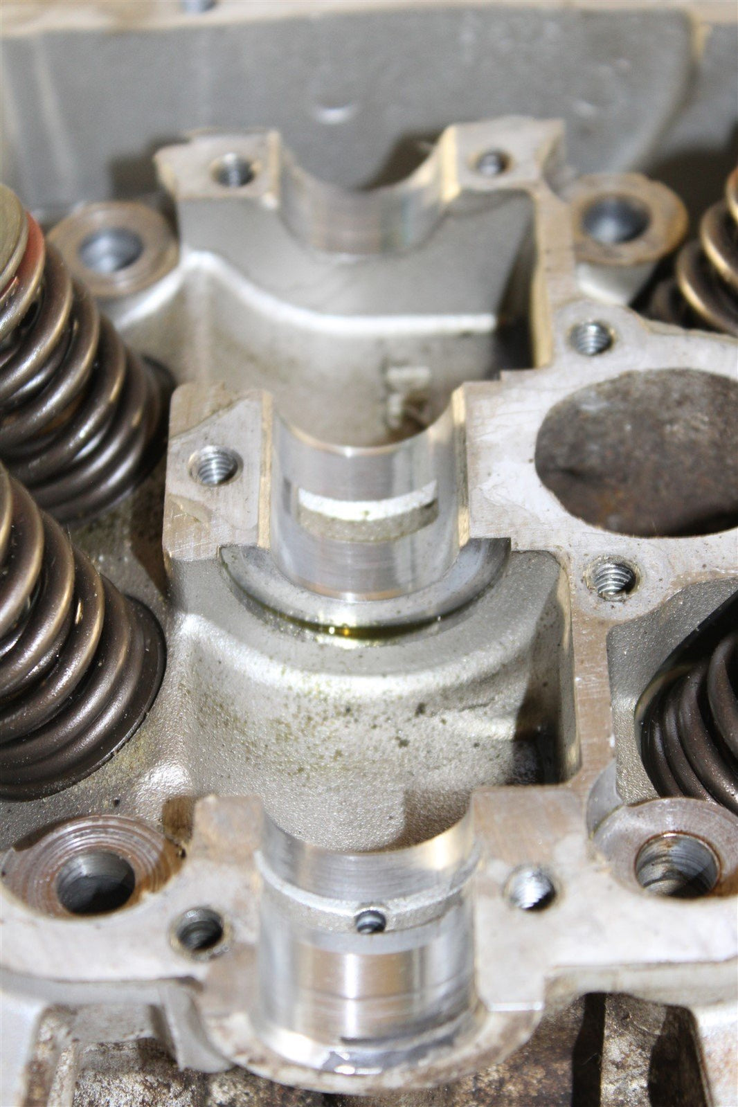 2000 Yamaha Grizzly 600 Cylinder Head Valves