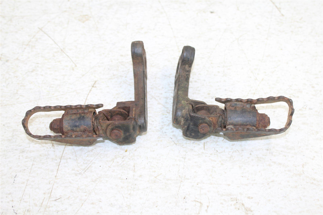 1986 Suzuki SP 200 Foot Pegs w/ Mounts Set Hardware Springs Rests