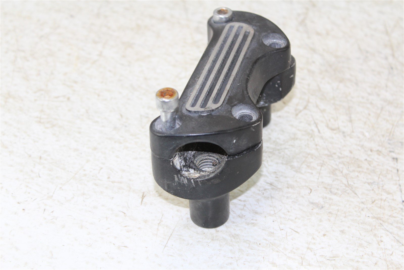 1985 Harley Davidson Sportster 1000 XLH Handlebar Mounts Clamps
