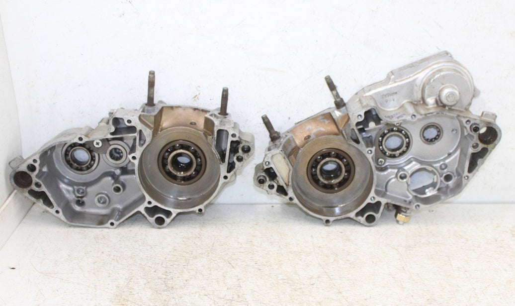 1990 Yamaha YZ 250WR Engine Cases Crankcase Motor Left Right