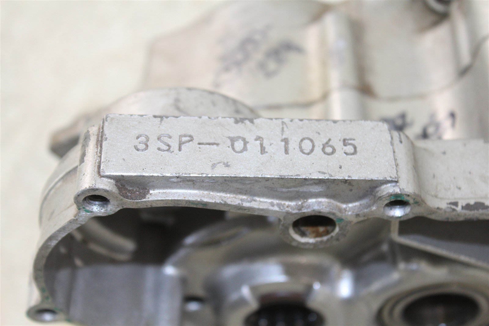 1990 Yamaha YZ 250WR Engine Cases Crankcase Motor Left Right