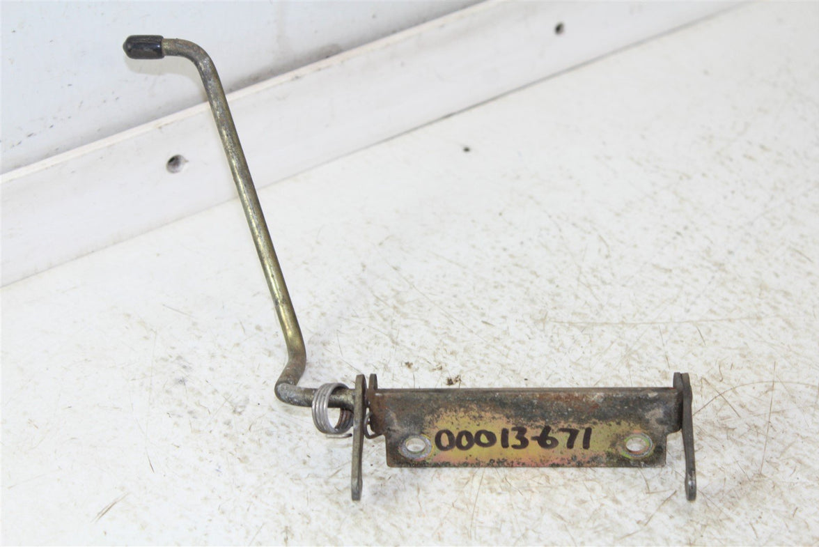 2000 Arctic Cat 500 4x4 Automatic Seat Latch