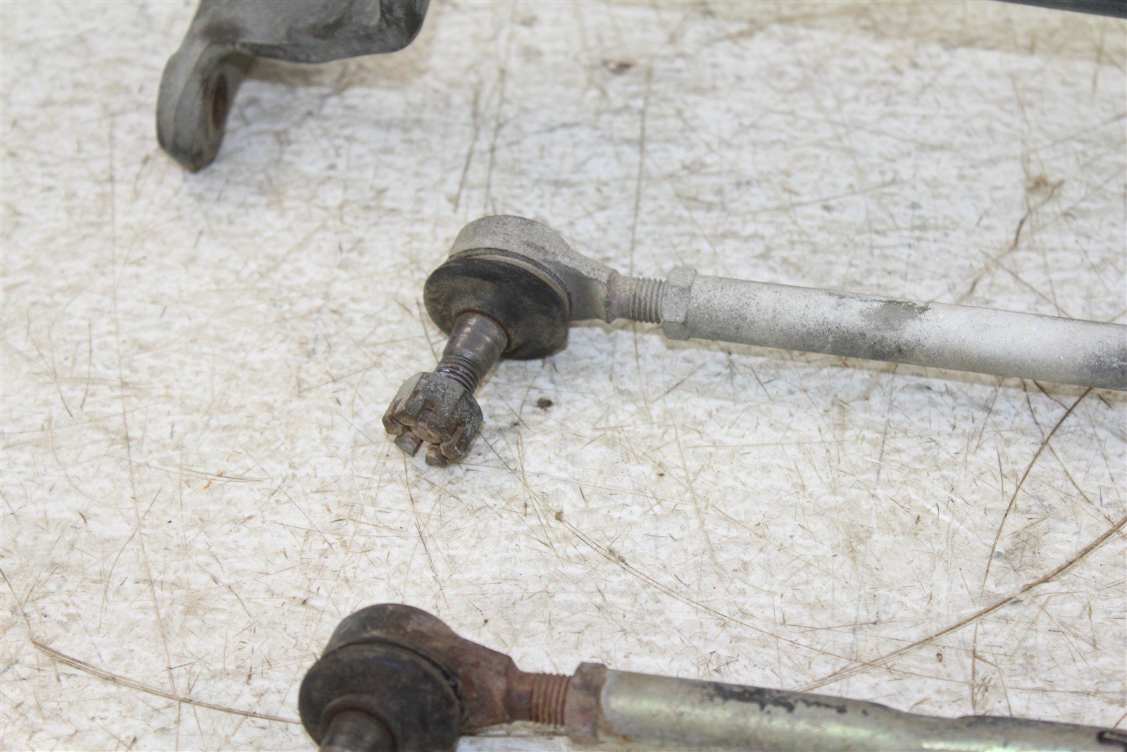 1993 Yamaha Big Bear 350 4x4 Steering Stem Shaft w/ Handlebar Mounts Tie Rods