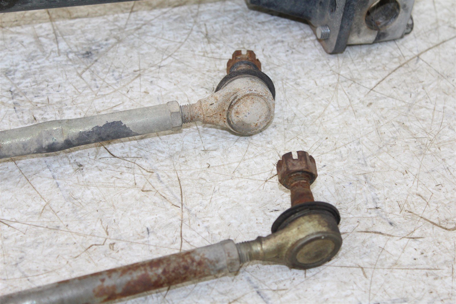 1993 Yamaha Big Bear 350 4x4 Steering Stem Shaft w/ Handlebar Mounts Tie Rods