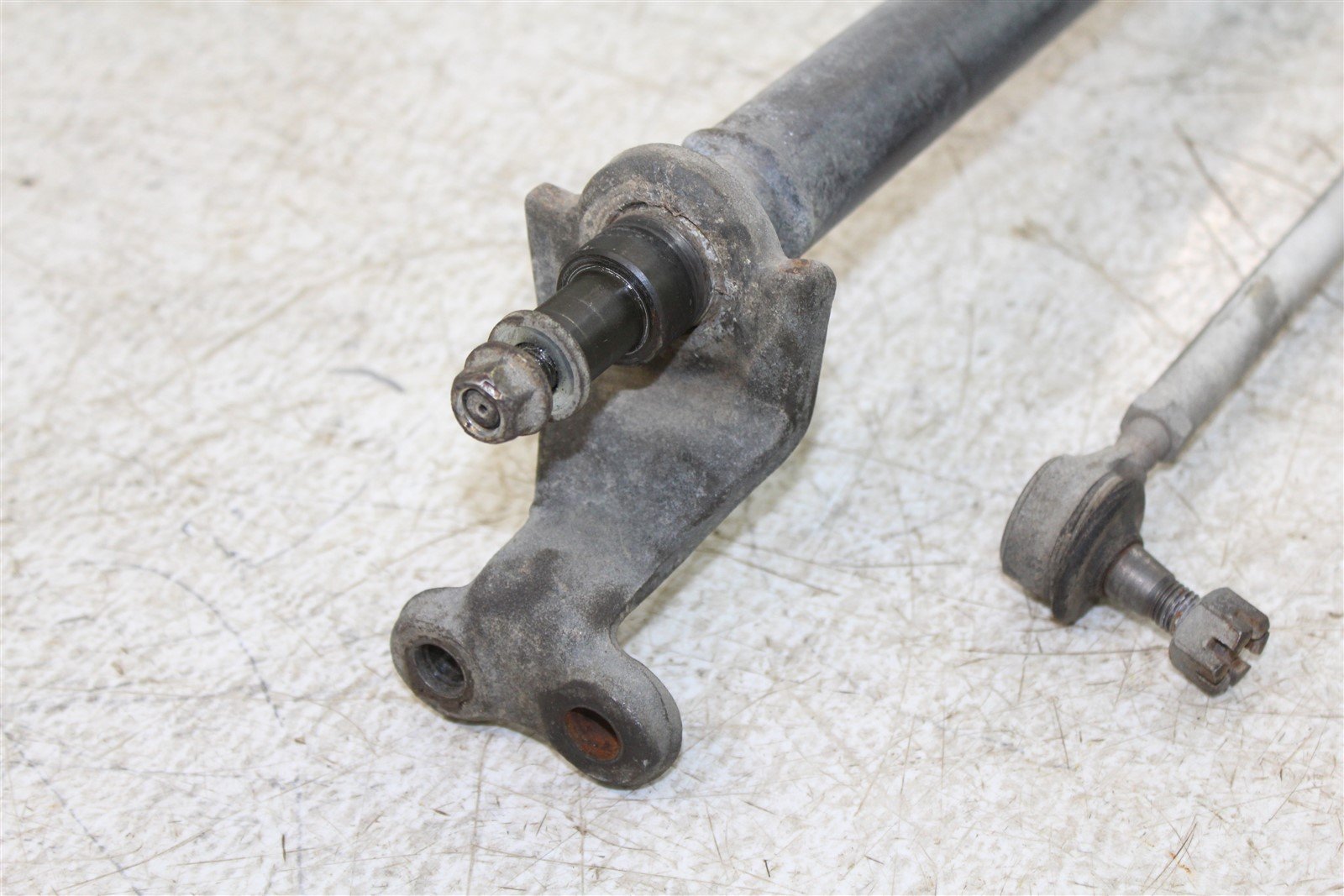 1993 Yamaha Big Bear 350 4x4 Steering Stem Shaft w/ Handlebar Mounts Tie Rods