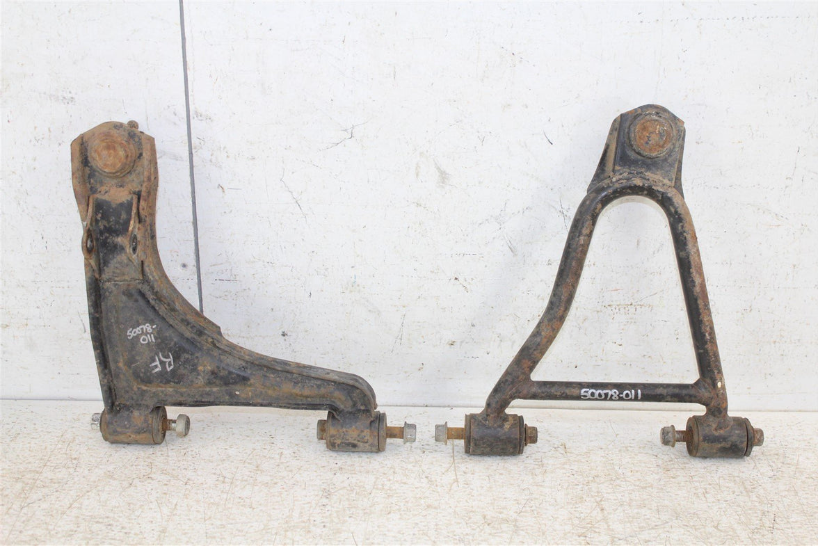 1993 Yamaha Big Bear 350 4x4 Front Right Control A Arms Upper Lower