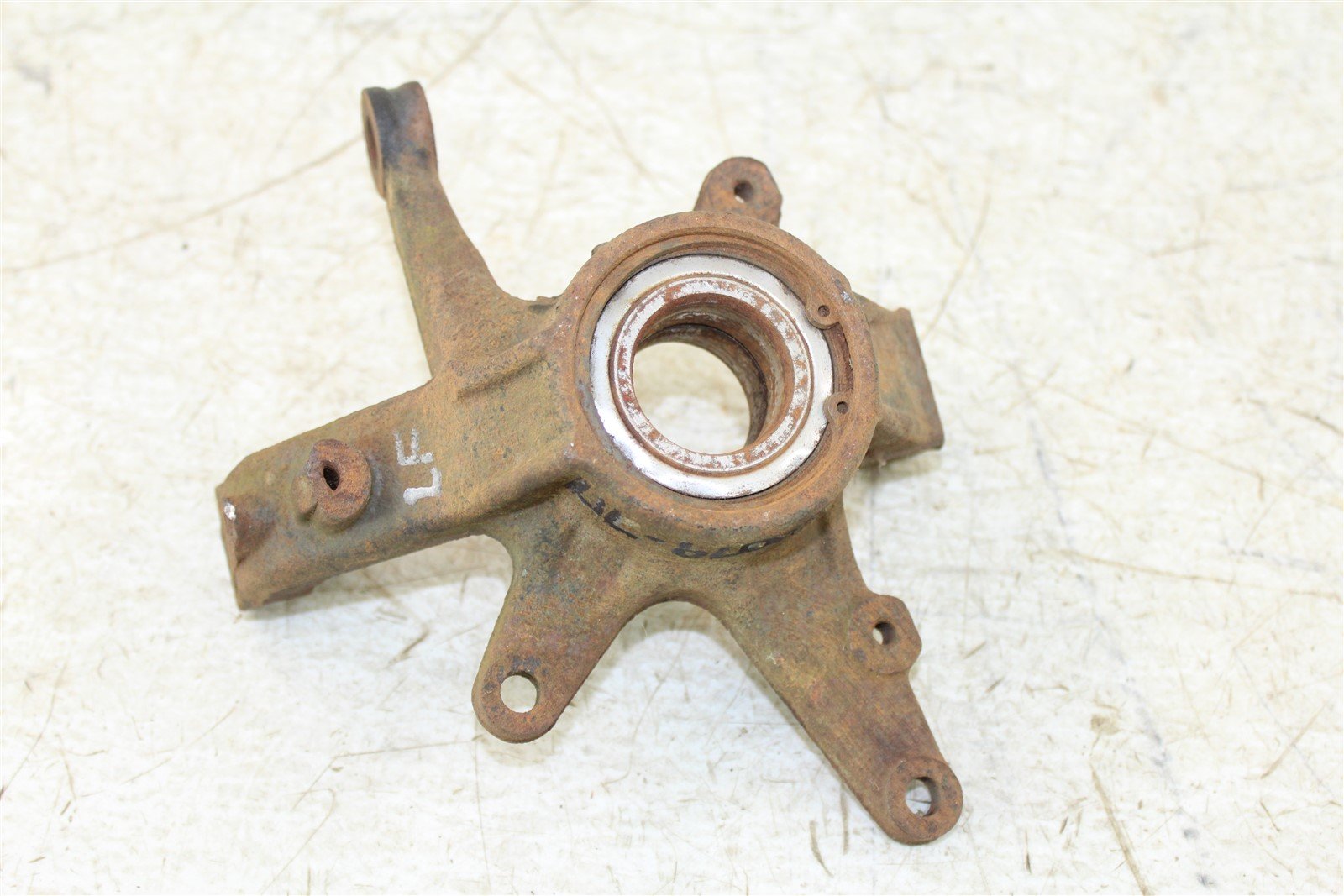 2003 Yamaha Grizzly 660 4x4 Front Left Spindle Knuckle