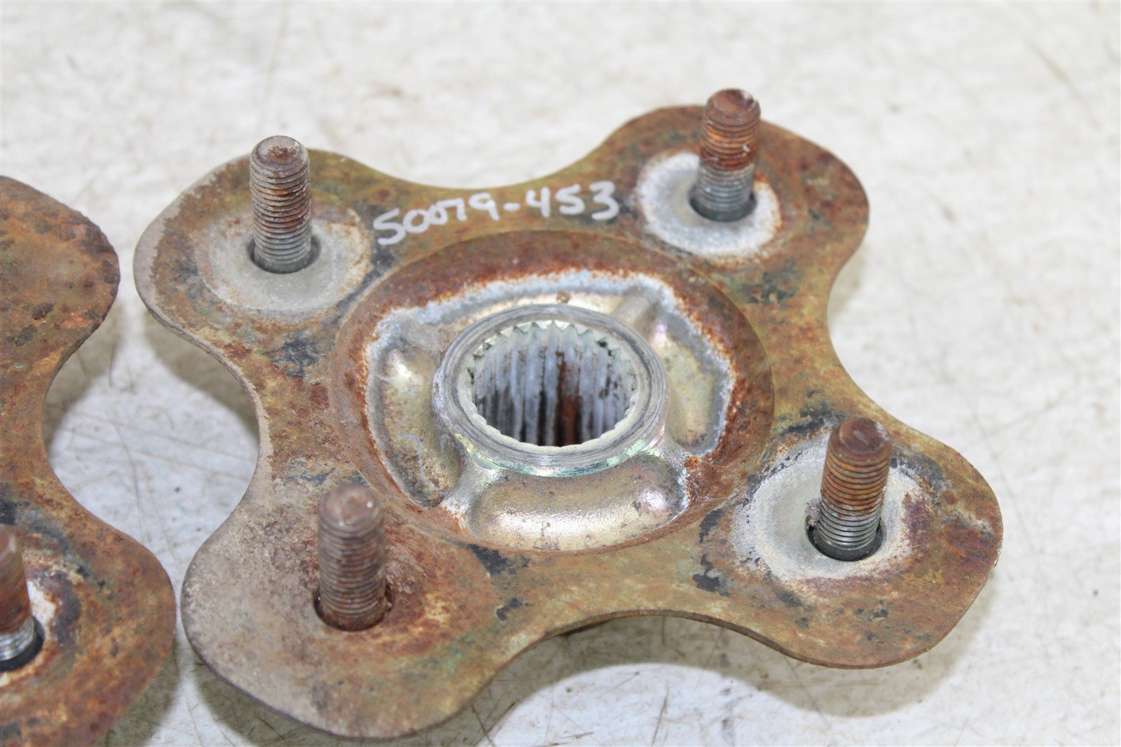 2003 Yamaha Grizzly 660 4x4 Rear Hubs Wheel Mounts