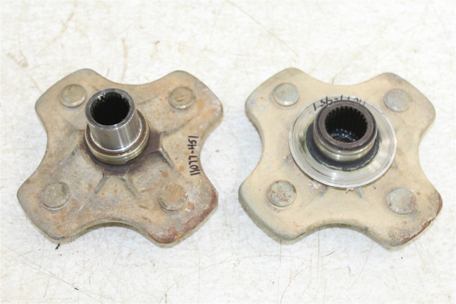 1987 Honda Fourtrax TRX 350 Rear Hubs Wheel Mounts