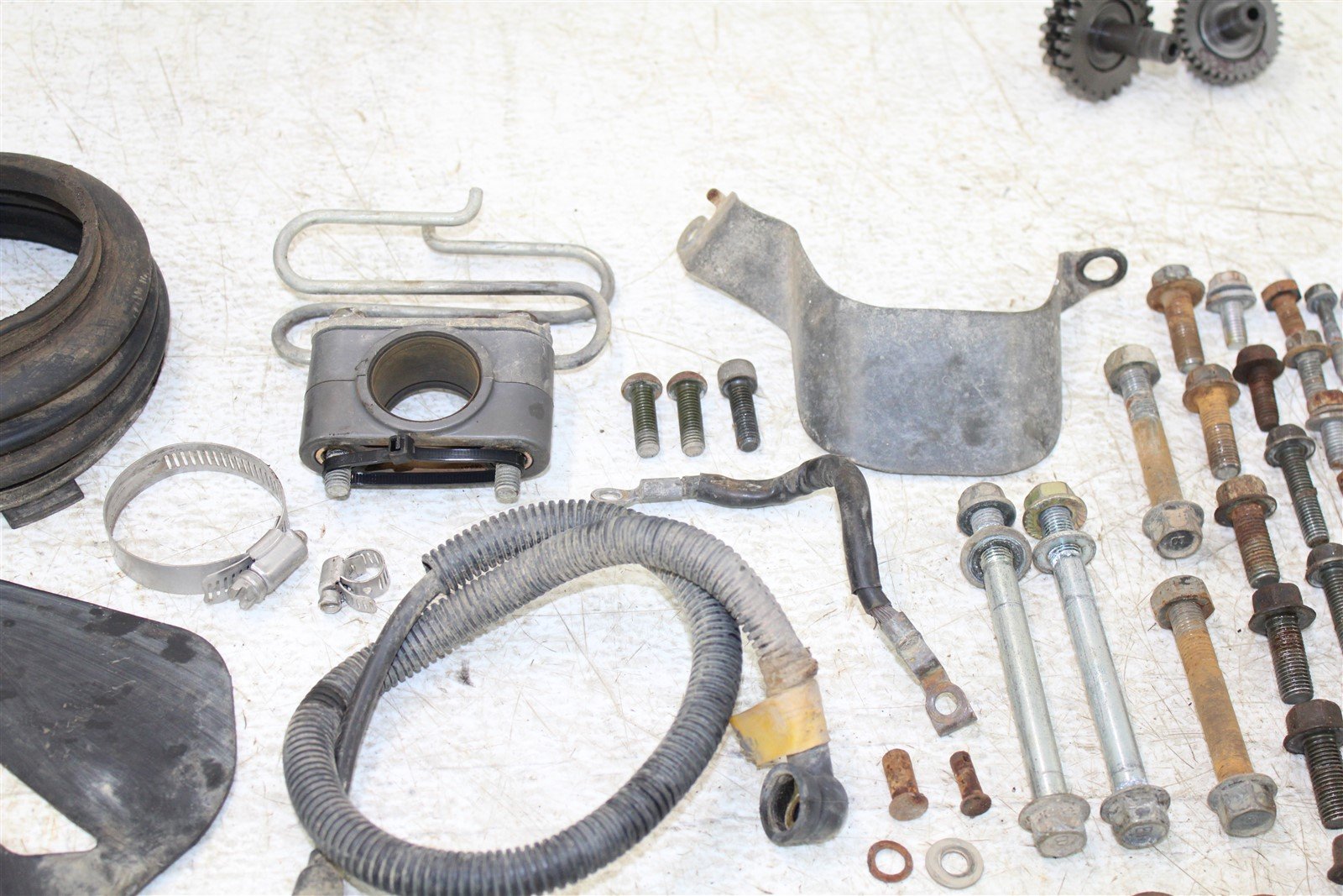 1997 Yamaha Wolverine 350 4x4 Chassis Bolt Kit Hardware Bracket Boot Spring Wire