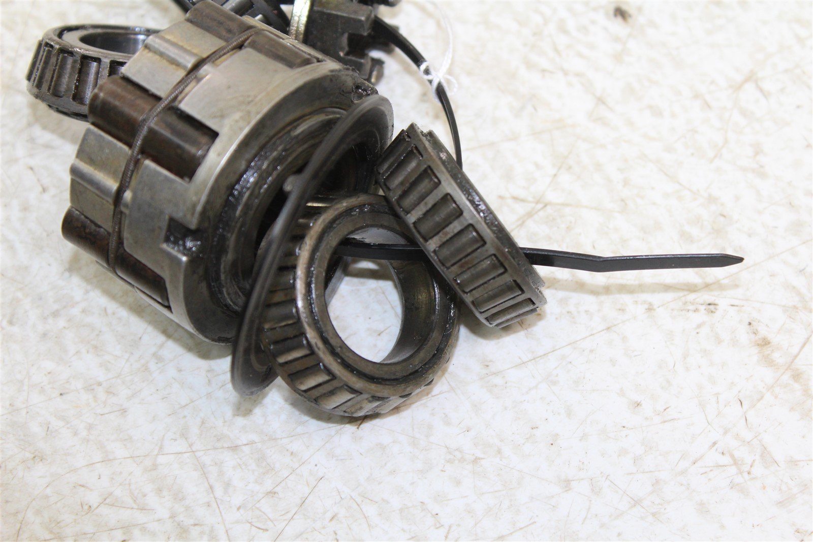 1998 Polaris Xplorer 300 4x4 Front Left Axle Hilliard Clutch Bearings