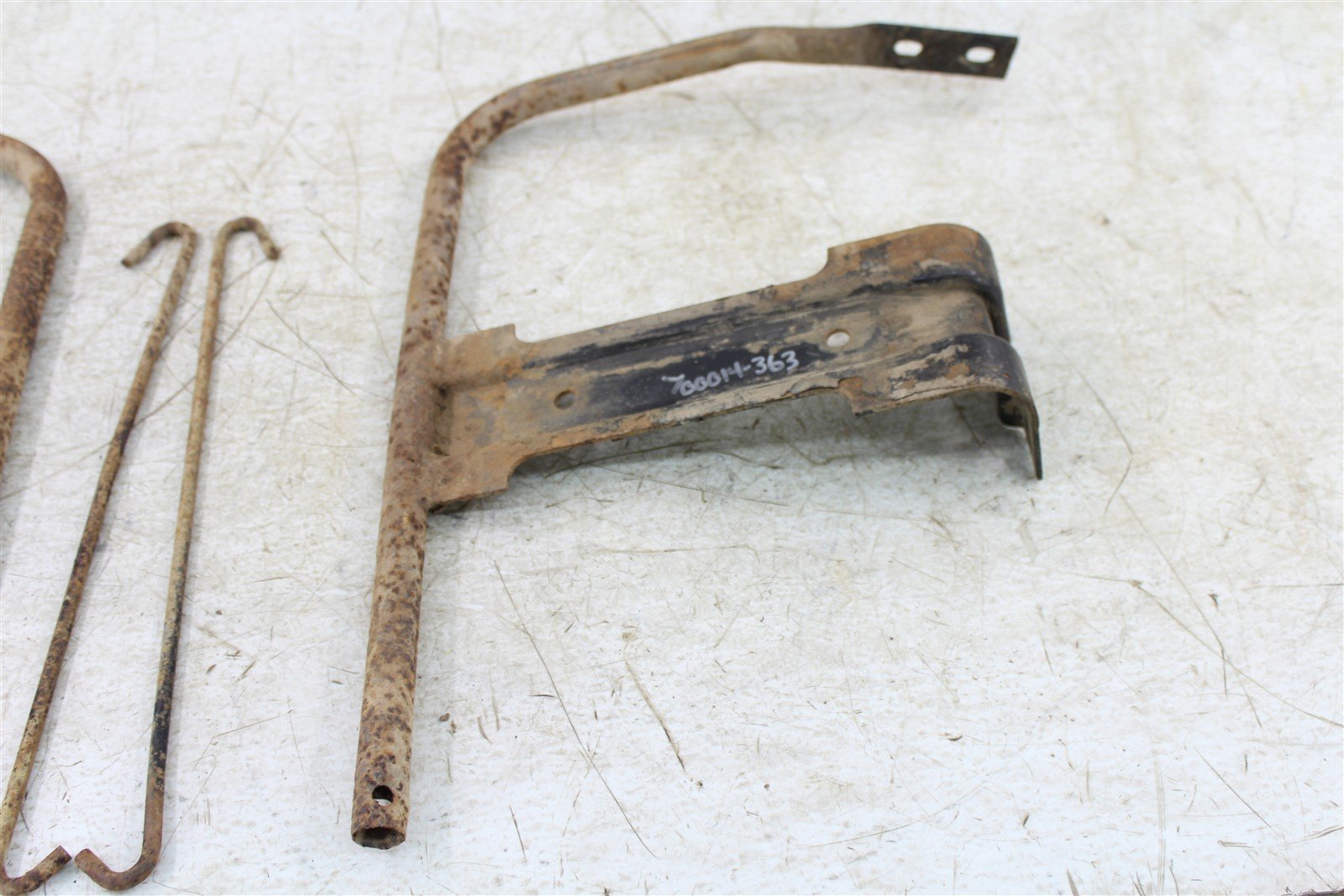 2007 Arctic Cat 500 Automatic 4x4 Foot Well Mounts Rests Set Left Right