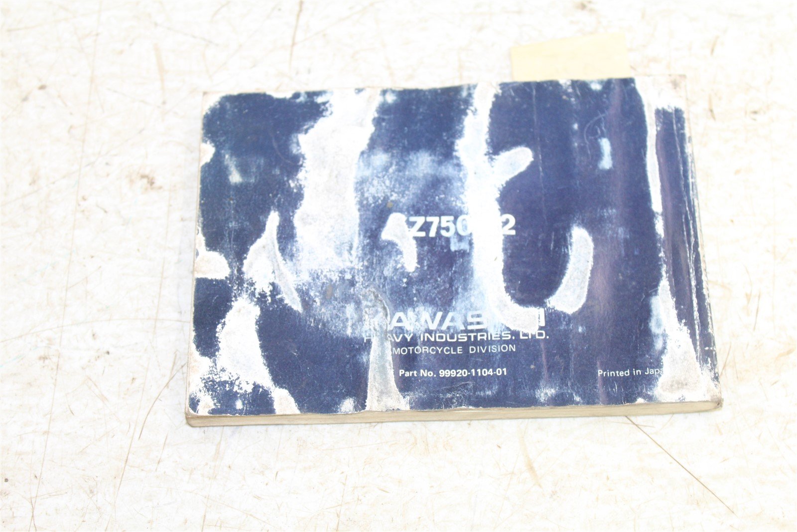 1981 Kawasaki KZ750 Motorcycle Owners Manual P/N 99920-1104-01