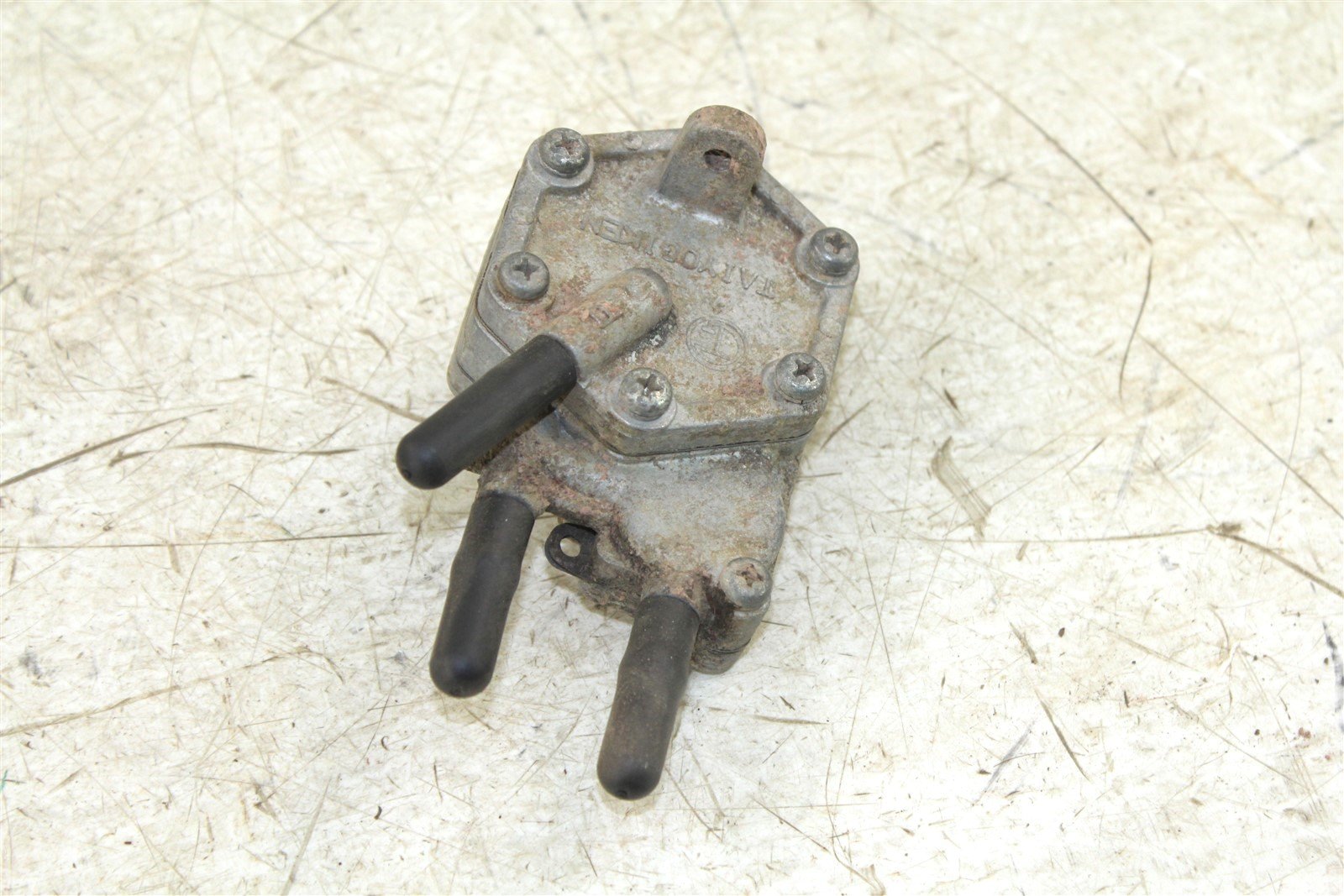 2000 Polaris Magnum 325 4x4 Fuel Pump