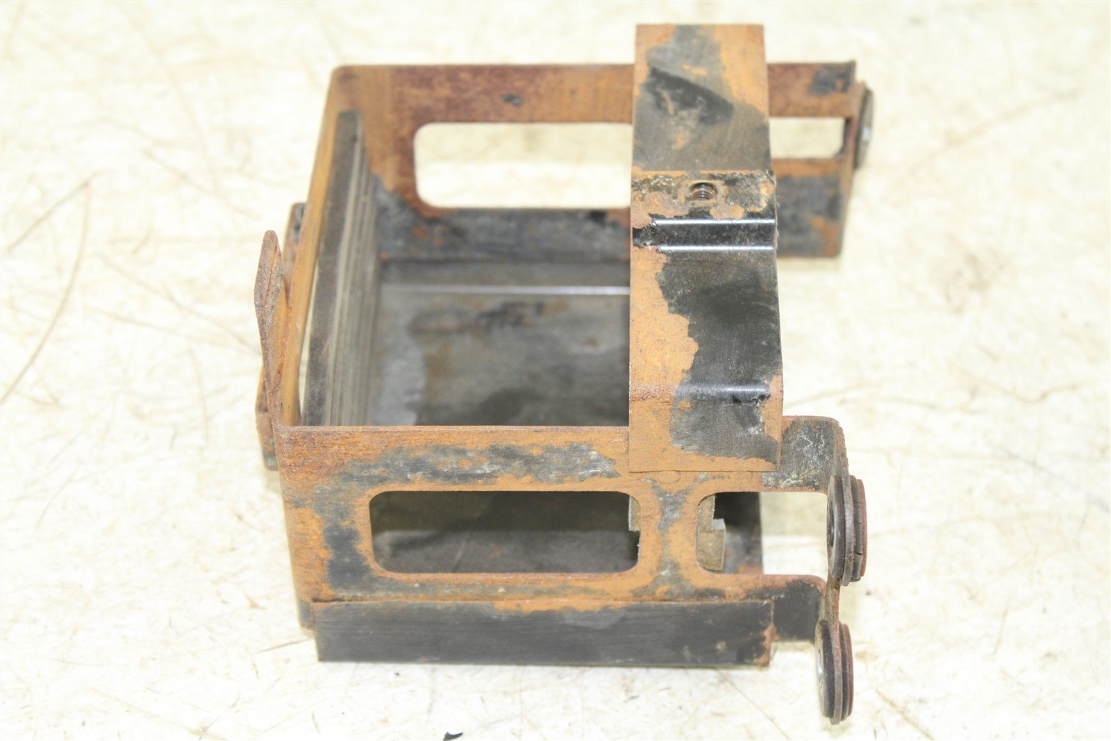1978 Suzuki GS 750 GS750 Battery Box Holder Mount Tray