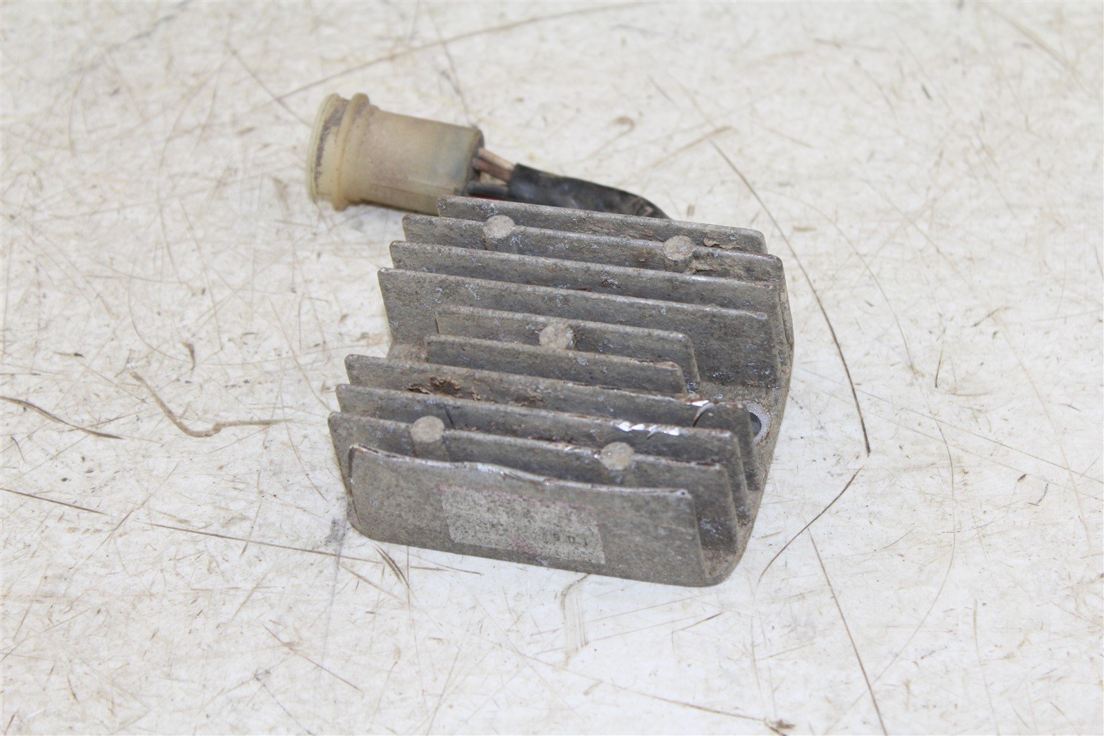 1990 Yamaha Moto 4 250 Voltage Regulator Rectifier