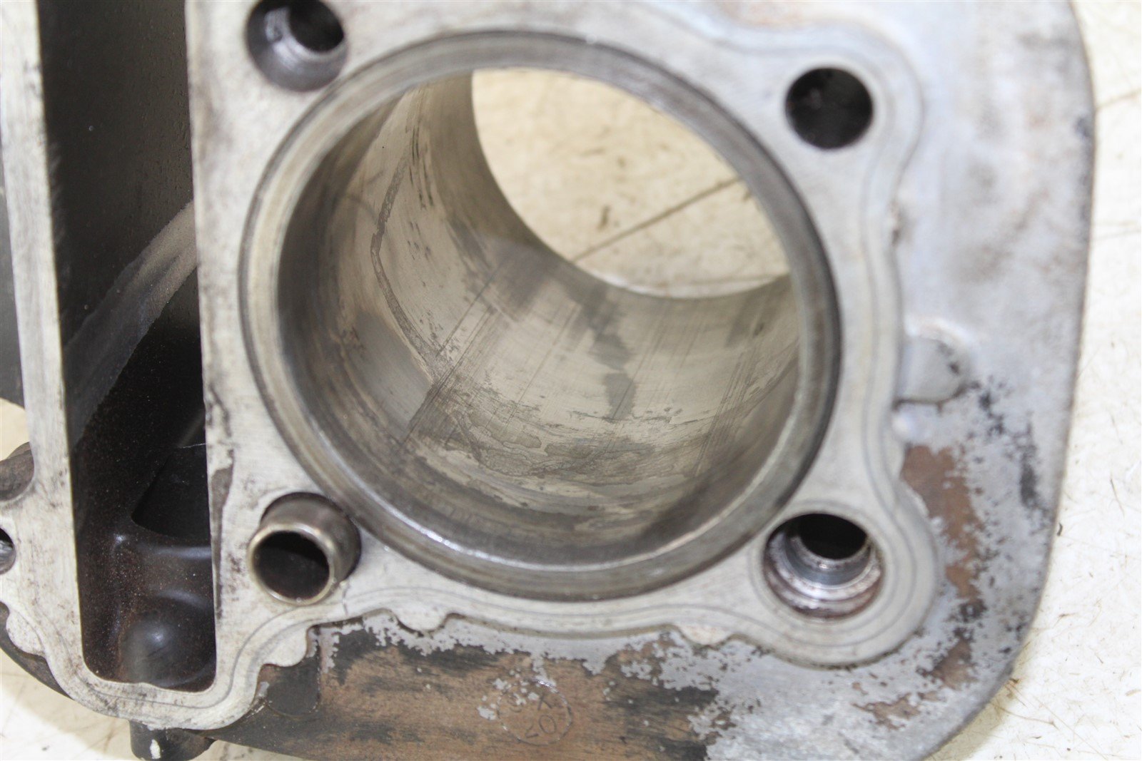 1990 Yamaha Moto 4 250 Engine Cylinder Jug