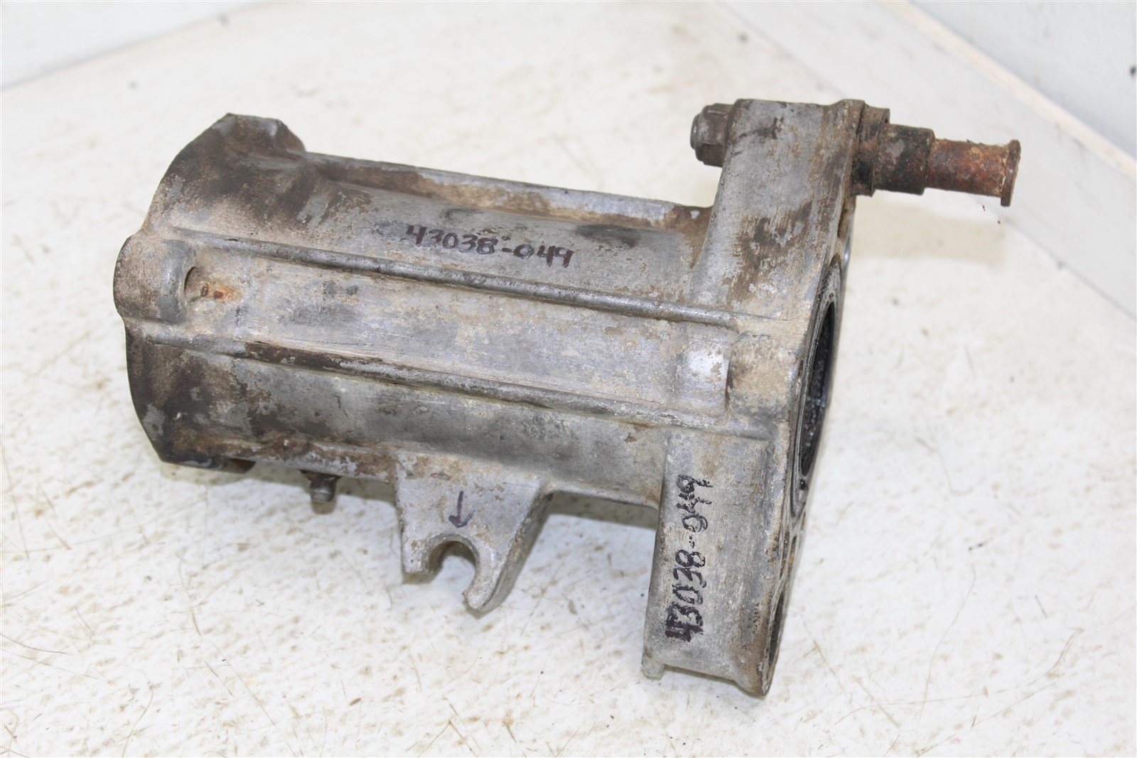 1986 Suzuki Quadrunner LT 125 Rear Axle Carrier Housing Bearing