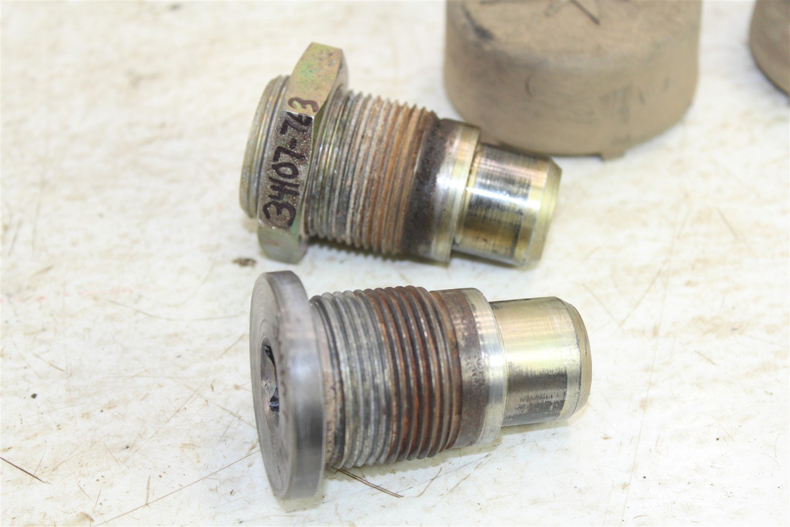 2002 Polaris Magnum 325 2x4 Swingarm Bolts Swing Arm Nut Dust Caps