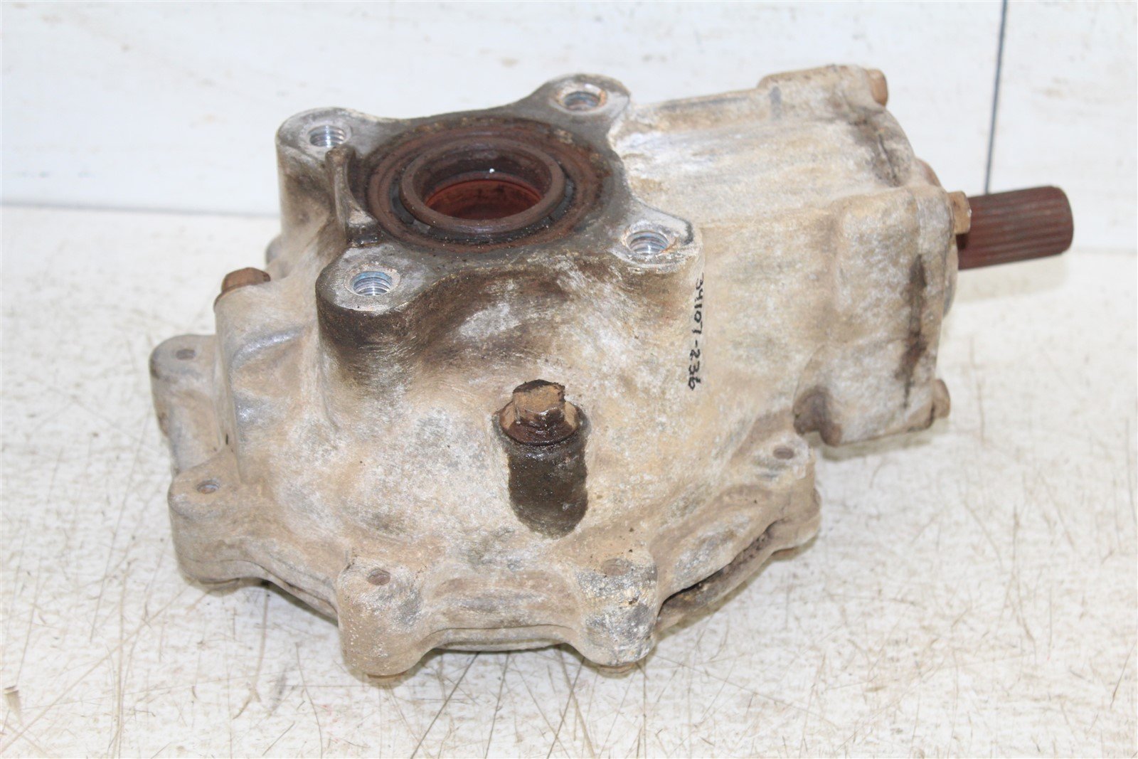 2002 Polaris Magnum 325 2x4 Rear Differential