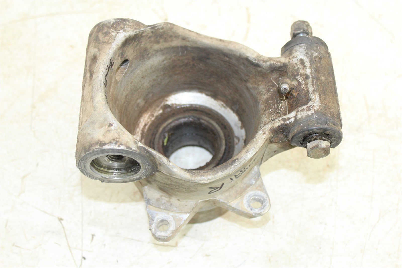 2002 Polaris Sportsman 700 4x4 Knuckle Control Arm Mount Left Right