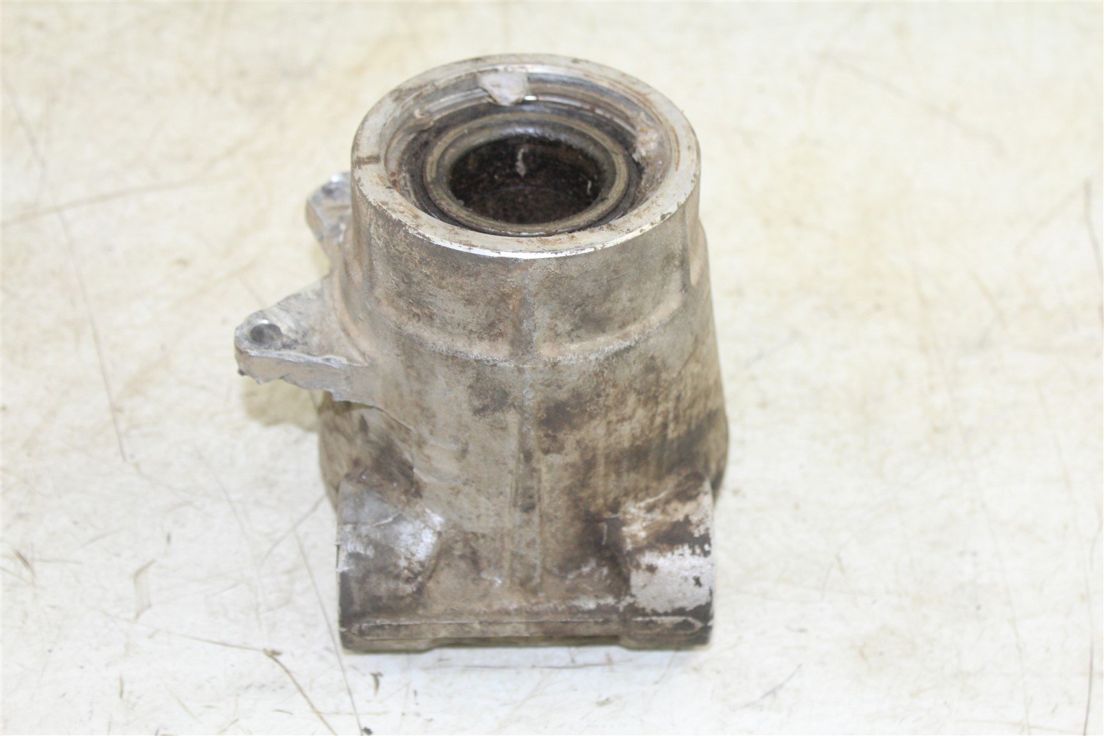 2002 Polaris Sportsman 700 4x4 Knuckle Control Arm Mount Left Right