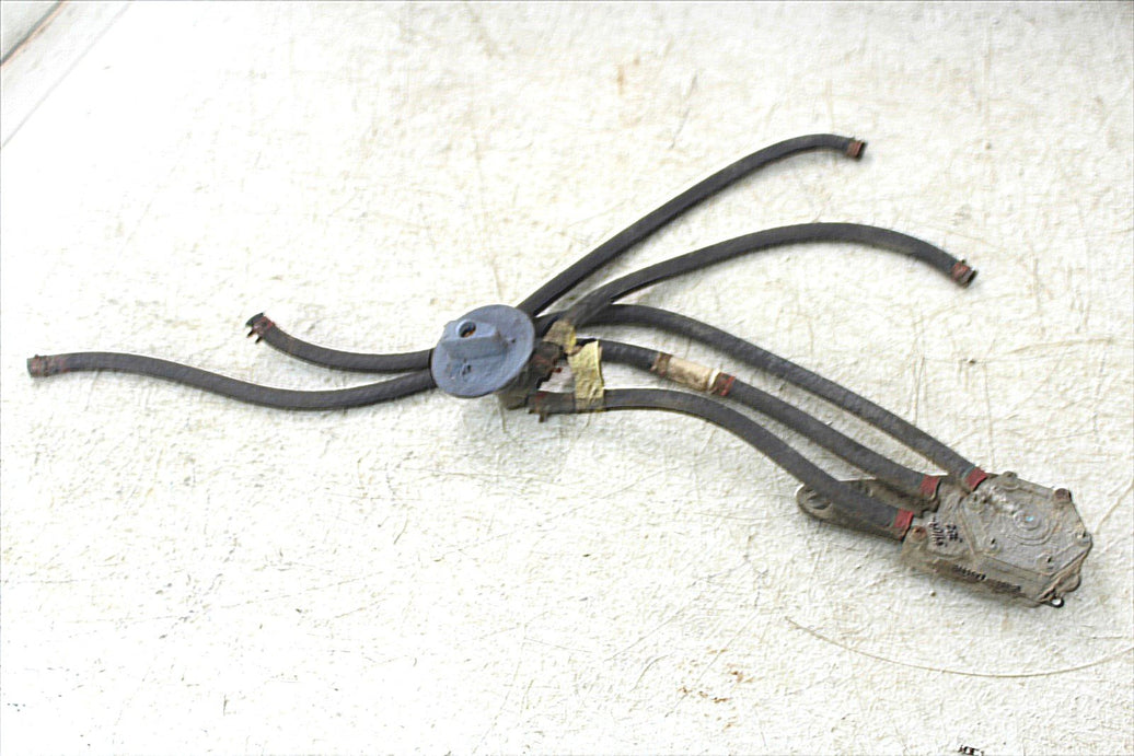 2002 Polaris Sportsman 700 4x4 Fuel Pump w/ Petcock Shut Off Valve