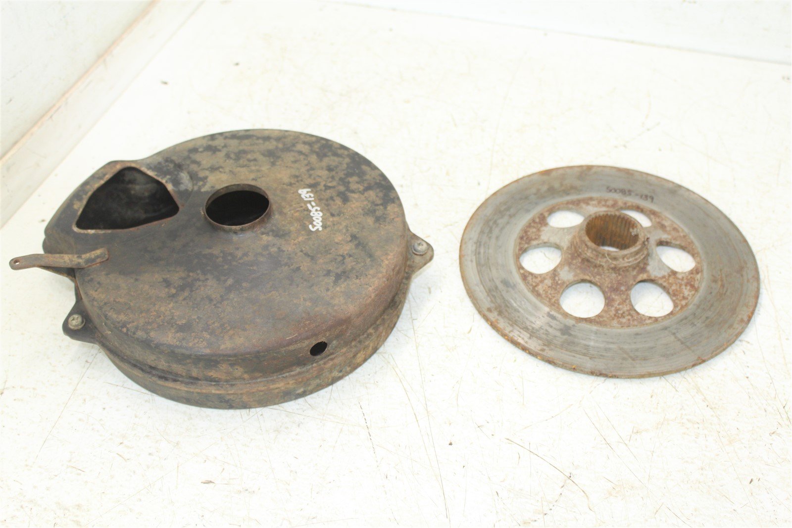 1985 Yamaha Tri Moto YTM 200 Rear Brake Rotor Disc Guards Shields