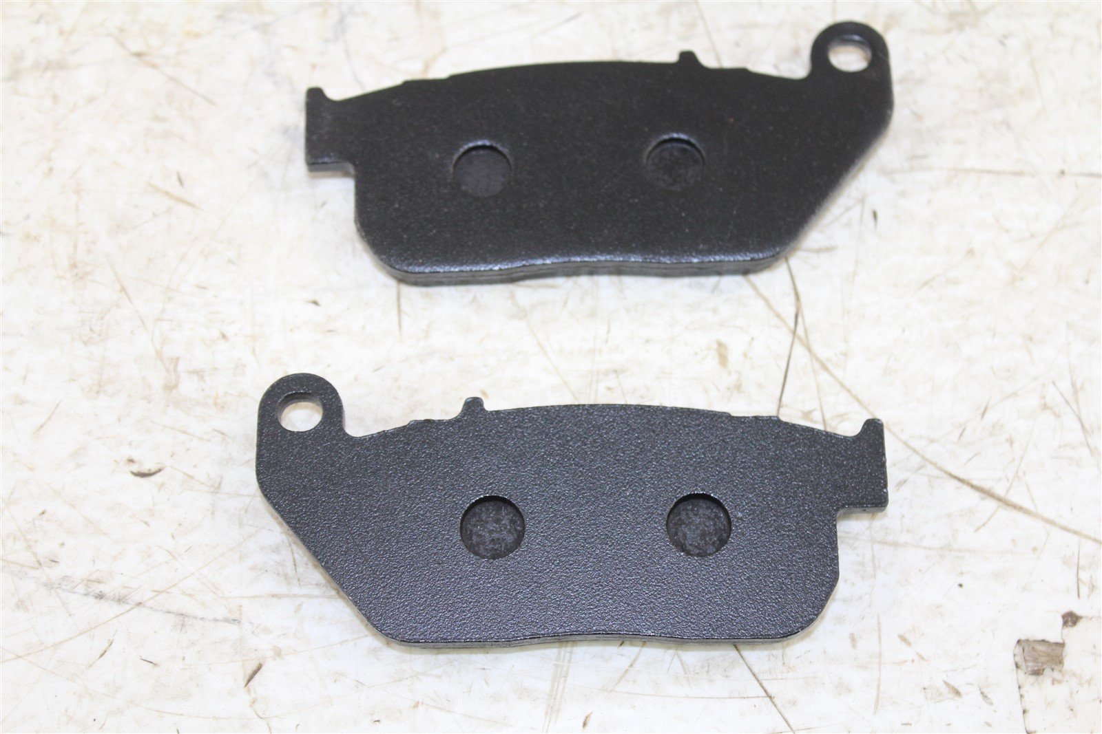 Front Brake Pads for Harley Davidson Xl883C Sportster 883 Custom 2004-2013