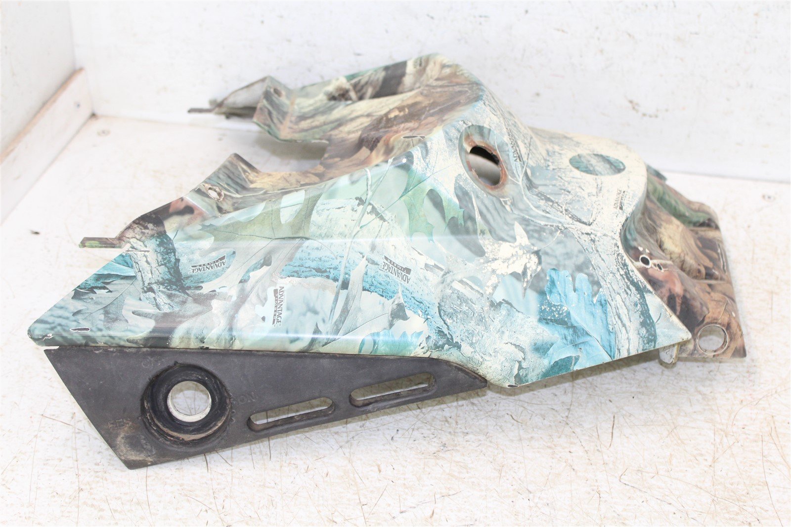 2005 Bombardier Outlander 400 XT Camo Gas Tank Cover Guard Can Am