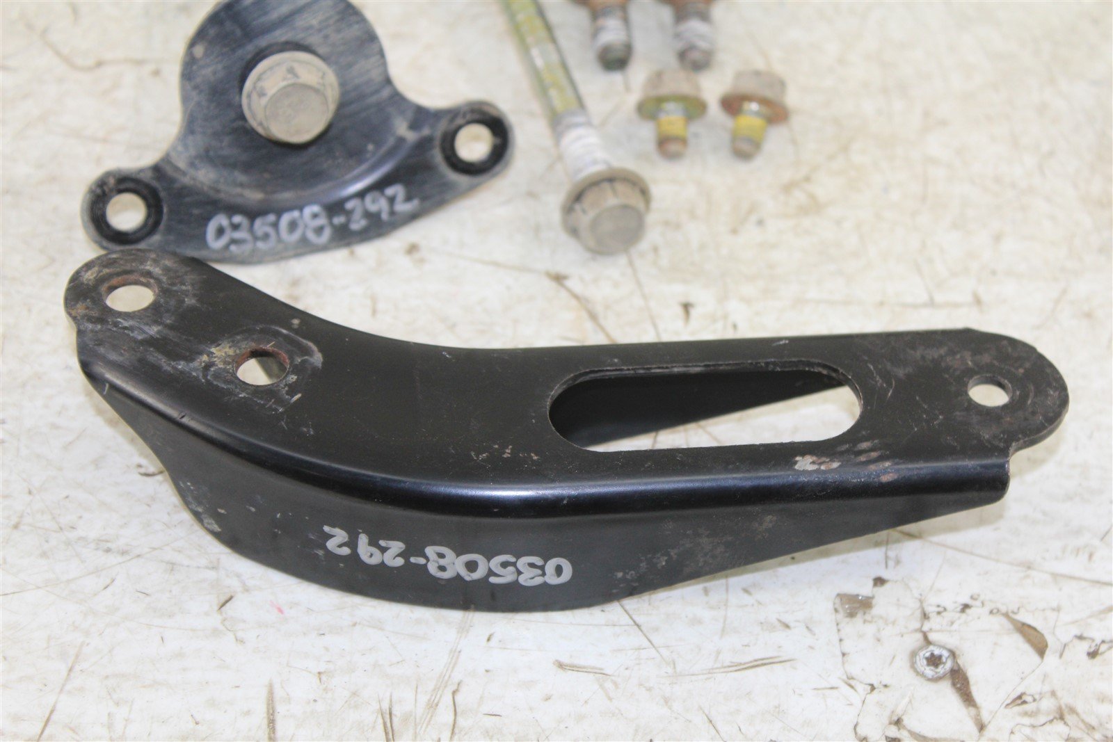 2005 Bombardier Outlander 400 XT Engine Mounts Motor Brackets Can Am