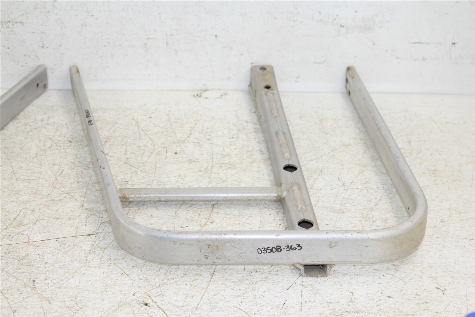 2005 Bombardier Outlander 400 XT Footwell Brace Support Mounts Set Left Right Can Am