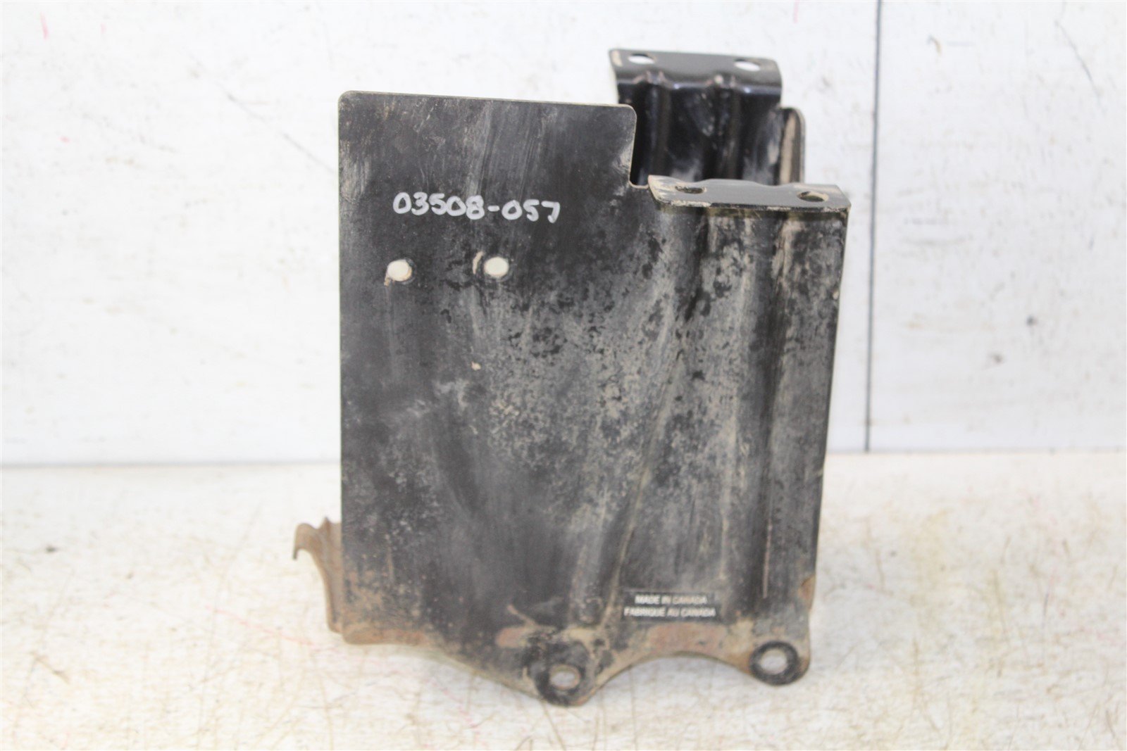 2005 Bombardier Outlander 400 XT Battery Box Holder Mount Tray Can Am