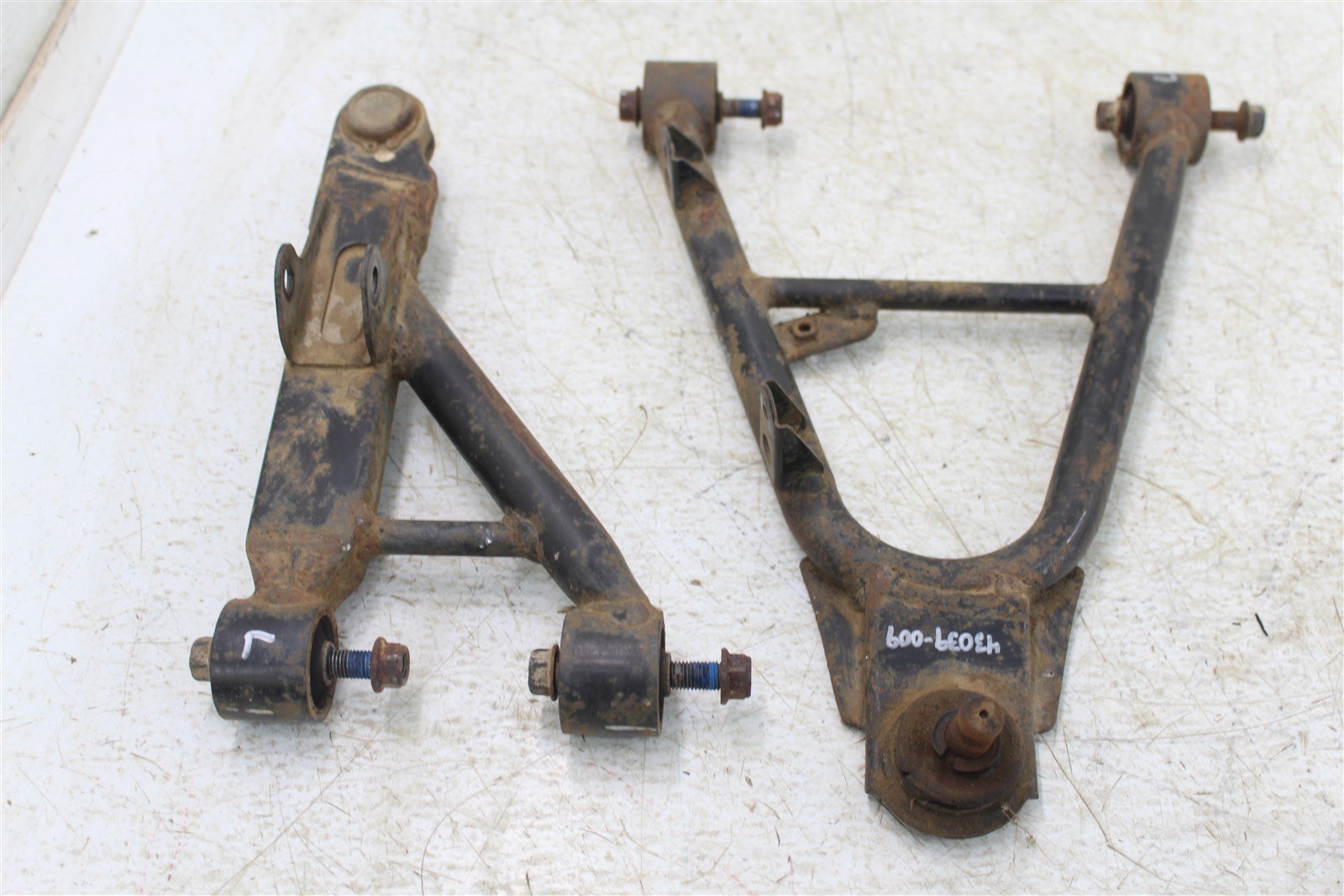 2003 Suzuki Eiger 400 4x4 Front Left Control A Arms Upper Lower