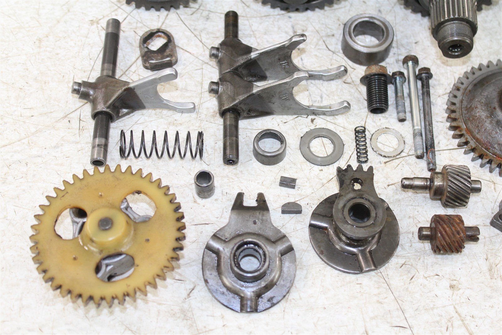 1987 Yamaha Big Bear 350 4x4 Transmission Gears Shift Shaft Forks Drum