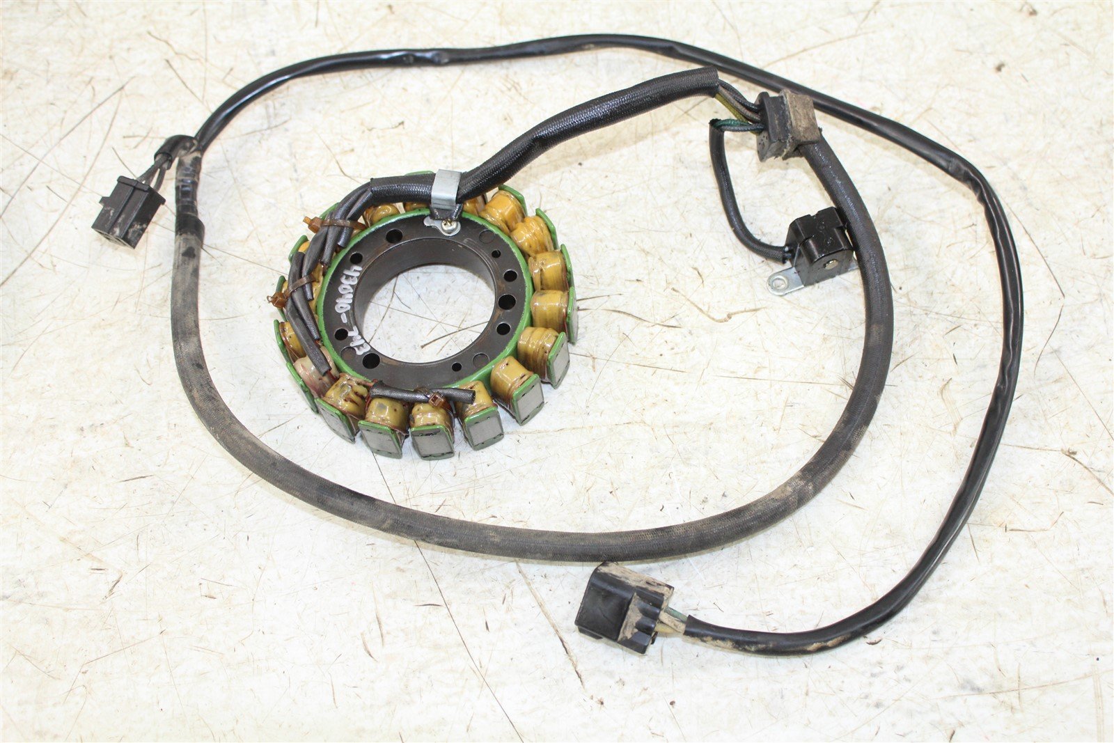 1999 Suzuki Quad Runner LT-F 500 Stator Magneto Generator Coil