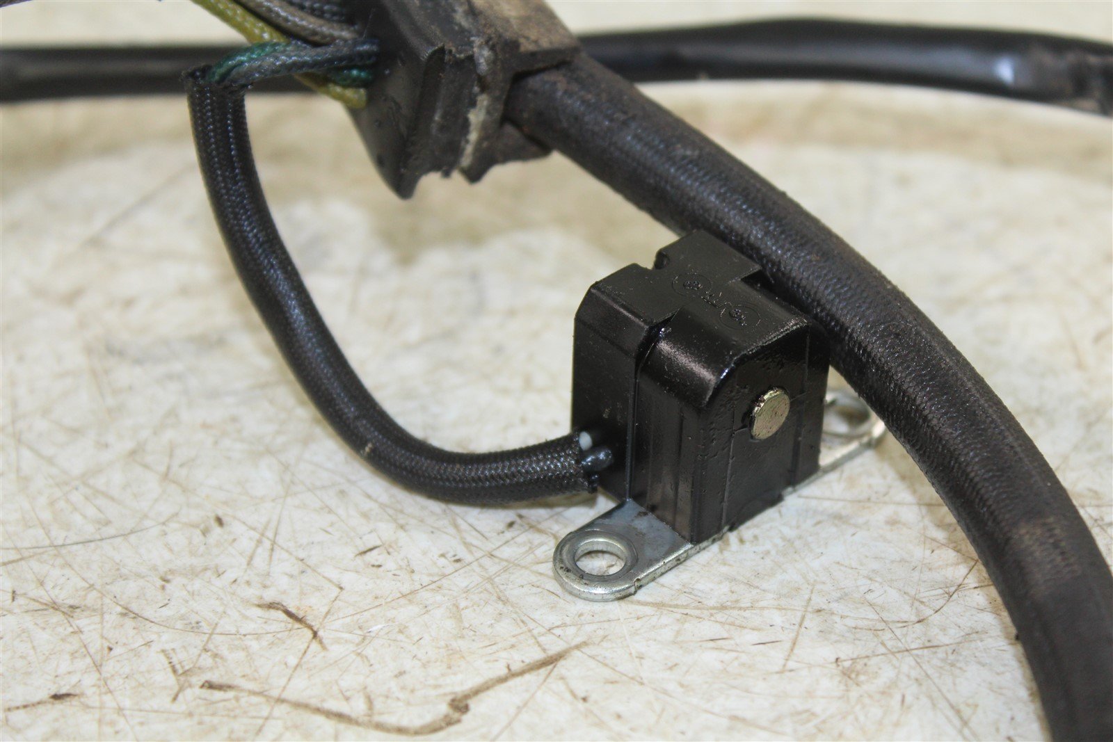 1999 Suzuki Quad Runner LT-F 500 Stator Magneto Generator Coil