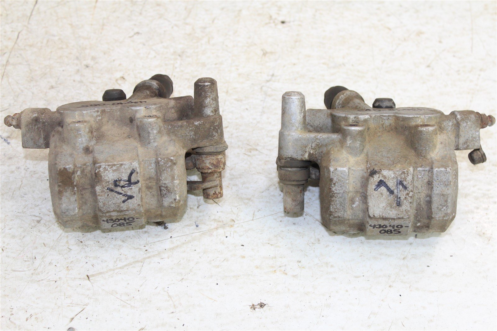 1999 Suzuki Quad Runner LT-F 500 Front Brake Calipers Set Left Right