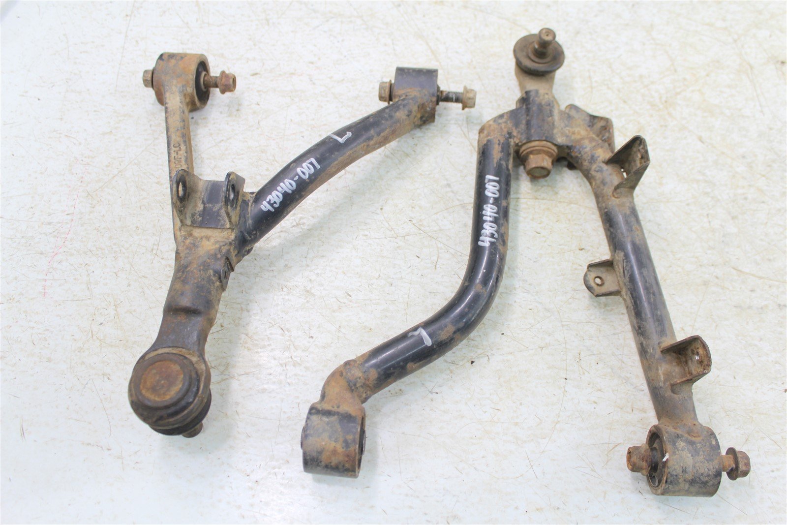 1999 Suzuki Quad Runner LT-F 500 Front Left Control A Arms Upper Lower