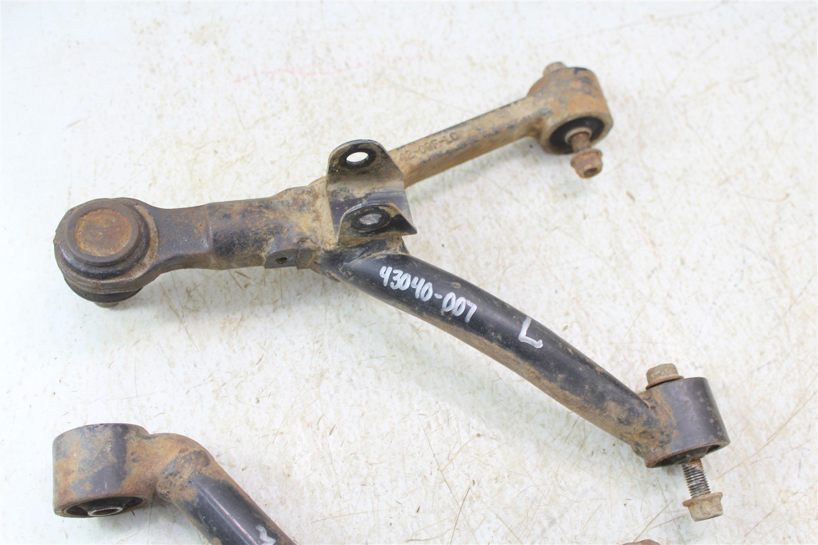 1999 Suzuki Quad Runner LT-F 500 Front Left Control A Arms Upper Lower